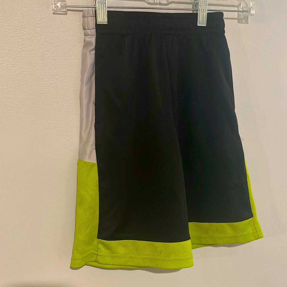 Boys Athletic Basketball Shorts Youth Size 8